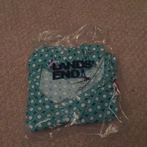 Sunscreen swim shirt